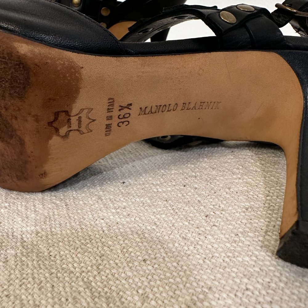 Manolo Blahnik Black Leather Slingback - Picture 8 of 8